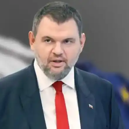 Пеевски в действие: Край на скъсаните български флагове!