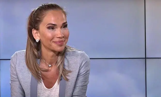 Рая Вълкова – новата красавица на София, засенчила майка си!