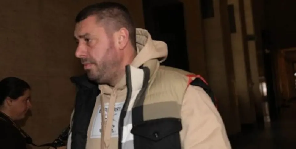 Шокиращо разкритие за Миро Дзвера: Търгува с опасни коли!