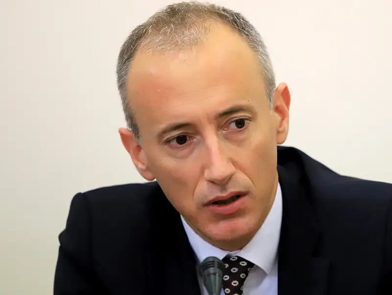 Скандал в образованието: Красимир Вълчев пред развод заради любовница!