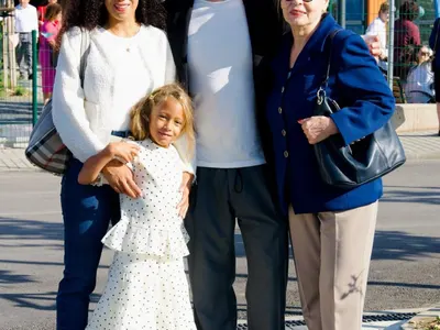 Скандал! Родните звезди пращат децата си в частни училища!