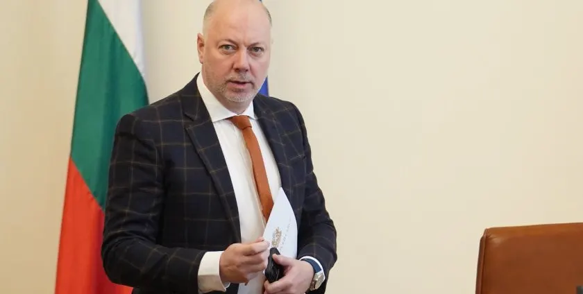 Росен Желязков: Не ме наричайте премиер пред Бойко!
