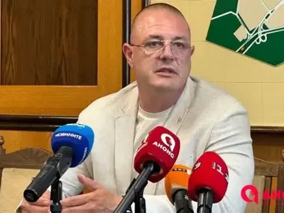 Шок! Шефът на полицията в Русе брутално нападнат в центъра!