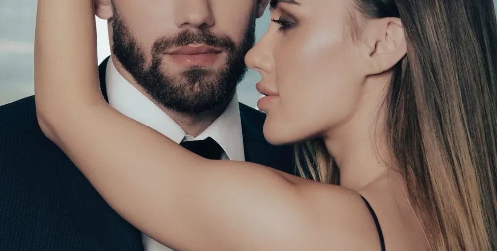 ЩЕ ГО УБИЕ!! „Малкият“ Виктор предаде Елвиса по най-гнусния начин: Изчук@ бившата му Йоана! (Мартин е в ступор - СНИМКИ)