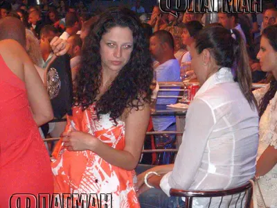 Шокиращ скандал: Осем мъже изнасилили жената на Бареков!