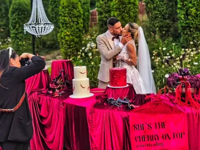 СТРАСТИ В ЧЕРВЕНО: Вижте огнената сватба на Иво Карамански и Антоанет Пепе! (МНОГО СНИМКИ)