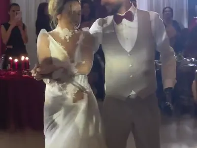 СТРАСТИ В ЧЕРВЕНО: Вижте огнената сватба на Иво Карамански и Антоанет Пепе! (МНОГО СНИМКИ)