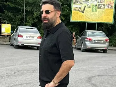 Тони Стораро не  лети със самолет,  страда от аерофобия