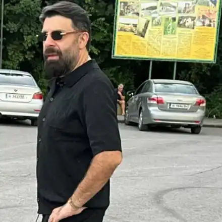 Тони Стораро не  лети със самолет,  страда от аерофобия