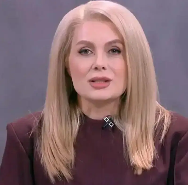 Венета Райкова шокира с уникален ритуал срещу катастрофи!