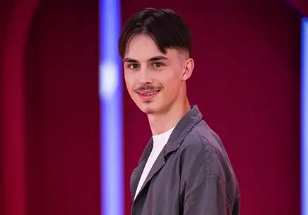 Вижте каква КРАСАВИЦА е гаджето на Давид Хитлера от „Биг брадър“ (Снимки)