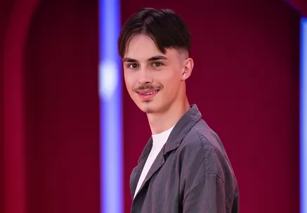 Вижте каква КРАСАВИЦА е гаджето на Давид Хитлера от „Биг брадър“ (Снимки)