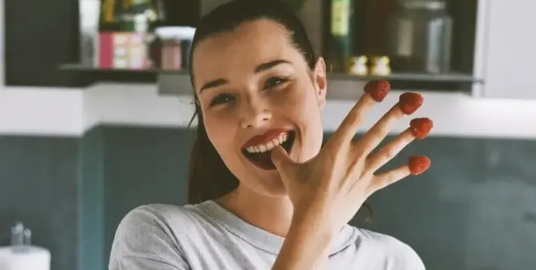 Шок! Лора Капустина повалена от вирус и болки в гърба!