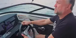 Любо Киров спря  да се боядисва