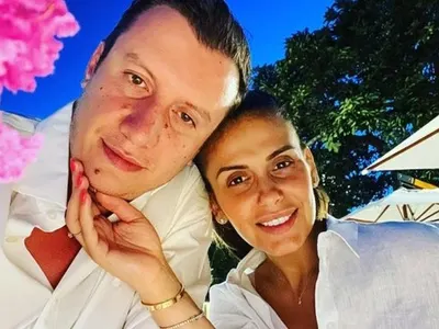 Захаринов зарязал Анелия, защото е скучна и не иска дете