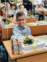 Момчил: Чудото, родено с 850 грама, вече е първокласник!