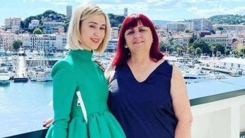 Мария Бакалова спасява майка си от потопа в Бургас!