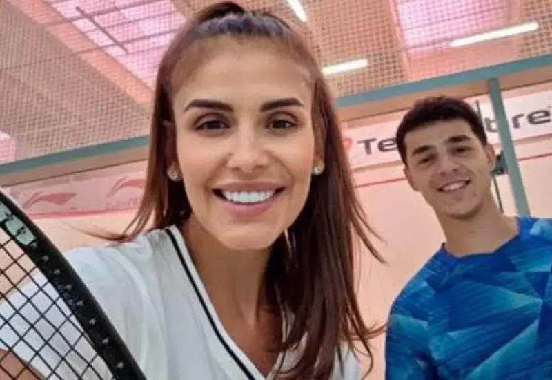 Анелия тръгна на тенис