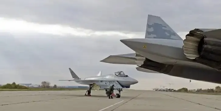 Шок! Русия разкри новият изтребител Су-75 'Шахмат'!