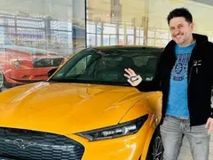 Асен Блатечки подкара звяр за 120 бона