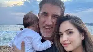 Башар Рахал сам  прерязал пъпната връв на сина си