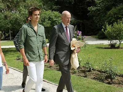 Скандал! Царският внук Мирко стана хирург в Мадрид!