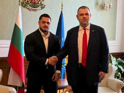 Делян Пеевски, лидер на ДПС и ПГ на ДПС-НОВО НАЧАЛО се срещна с шампиона Карлос Насар