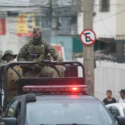 Десетки убити при най-голямата и най-смъртоносна полицейска акция в Бразилия (снимки)