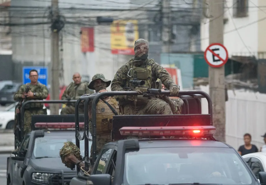 Десетки убити при най-голямата и най-смъртоносна полицейска акция в Бразилия (снимки)
