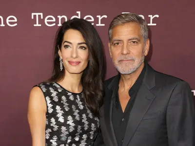 Скандал в Холивуд: Джордж Клуни разтревожи Амал с алкохолни навици!