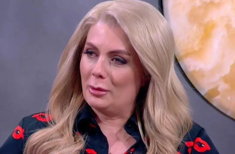 Венета Райкова получи шокиращ годежен пръстен от милионер в Дубай!