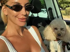 ЕЕЕ, РАЗГЕЛЕ!! Маги Томова откри любовта: Вижте тъмнокосия мачо до нея! (хлътнала е до уши - СНИМКИ)