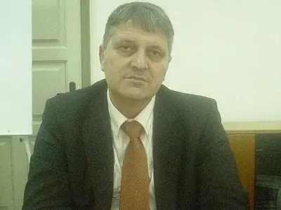 Шок в Русе: Митническият шеф Пламен Минков арестуван за злоупотреби!