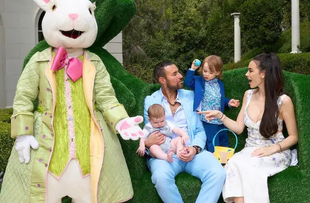 Шокиращ скандал: Филип Плейн подкупва за родителски права над децата!