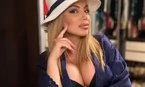 Камелия взриви мрежата с горещи кадри – шок и възхита!