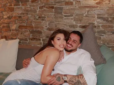 Карлос Насар награби гаджето в джакузи! Фенове: Внимавай! (СНИМКИ)