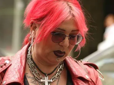 Катаджии тормозят Милена! Карала на дълги, взели й 20 лева