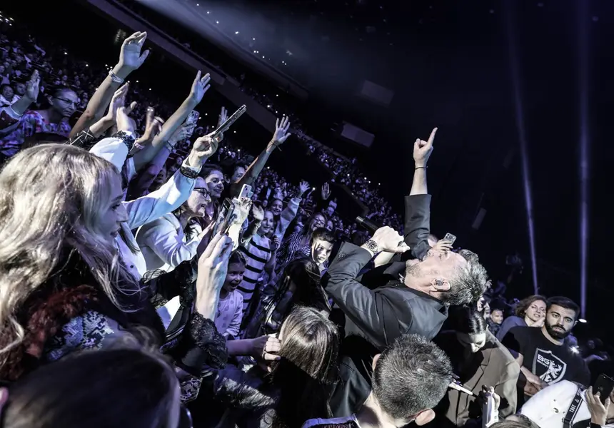 Любо Киров омагьоса НДК с два шеметни концерта!