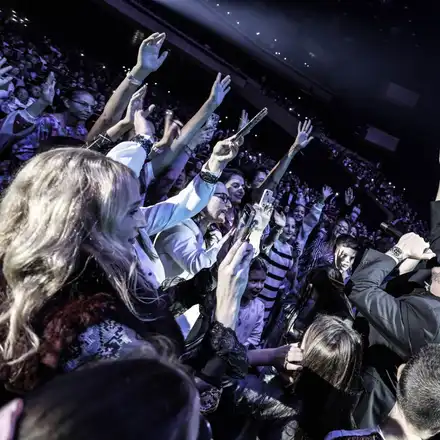 Любо Киров омагьоса НДК с два шеметни концерта!