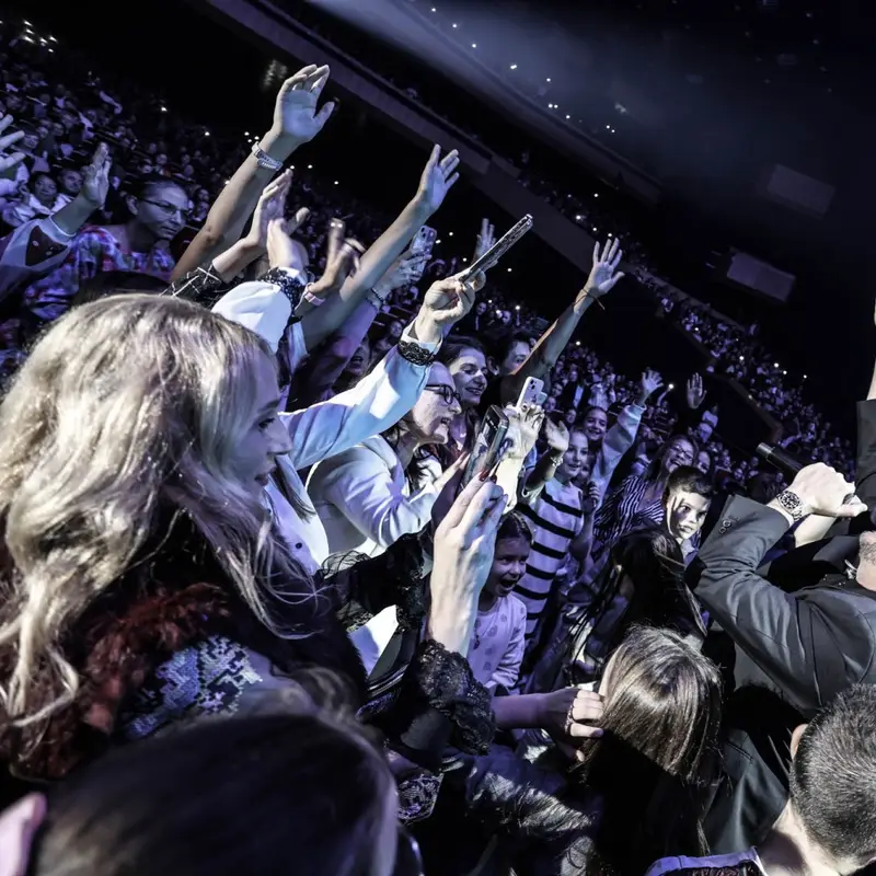 Любо Киров омагьоса НДК с два шеметни концерта!