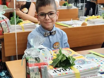 Момчил: Чудото, родено с 850 грама, вече е първокласник!