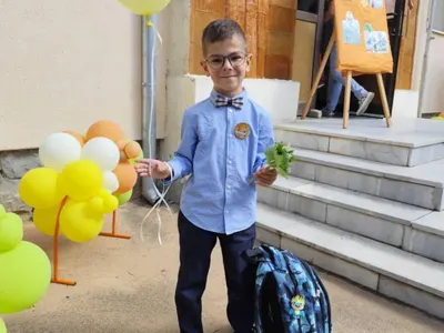 Момчил: Чудото, родено с 850 грама, вече е първокласник!