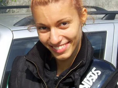 Мая Пауновска шокира с нова визия и скандални разкрития!