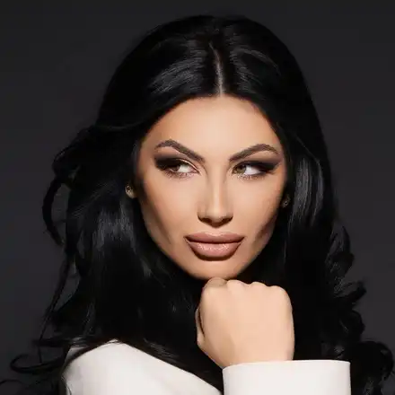 Мис България шокира с тайнствени зловещи събития след Таро!