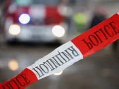 Шок в Бургас: Млад мъж застреля семейството си и запали къщата!