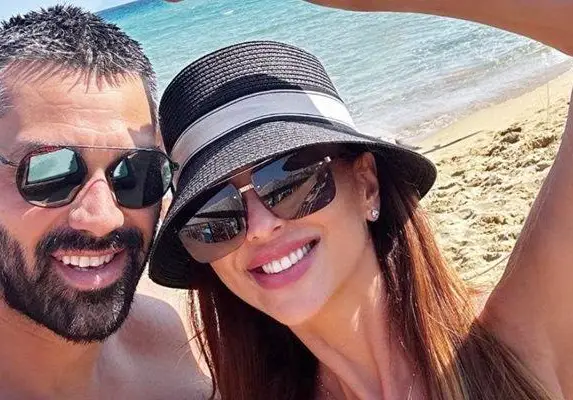 Скандал: Гаджето на Глория в ареста – шокиращи подробности!