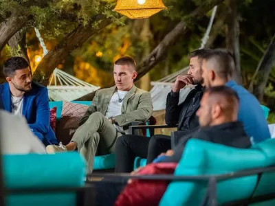 Скандал в "Ергенът": Златотърсачки или просто любов?