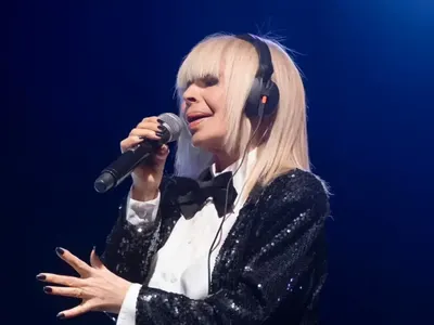 Лили Иванова в скандал: Държавни пари за турне?!