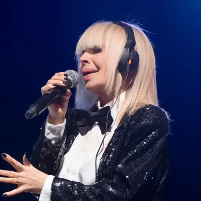 Лили Иванова в скандал: Държавни пари за турне?!