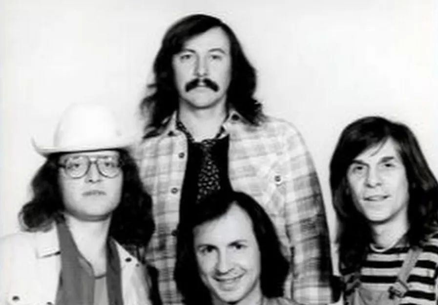 Шокиращи тайни от живота на „Щурците“: Непознатият им мрак!